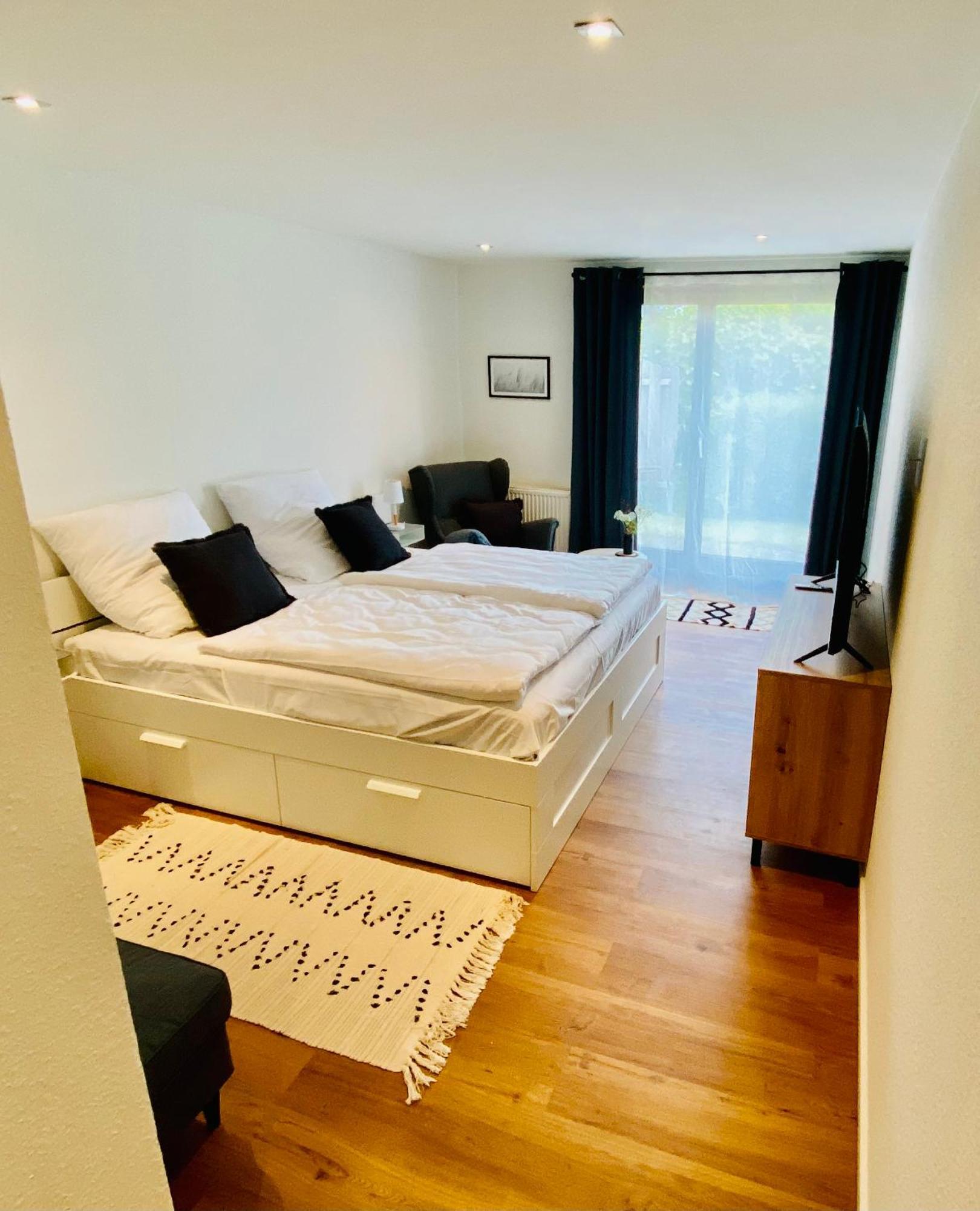 Schlunz Apartment *